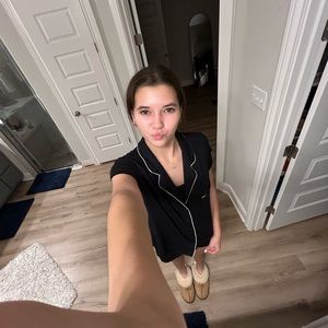 Meet your Posher, Angelynn